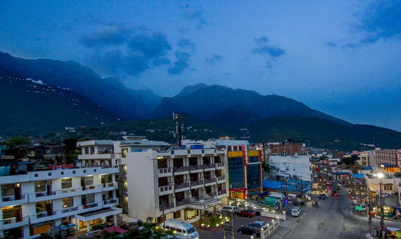 Itsy Hotels Satya Shree Katra  Eksteriør billede
